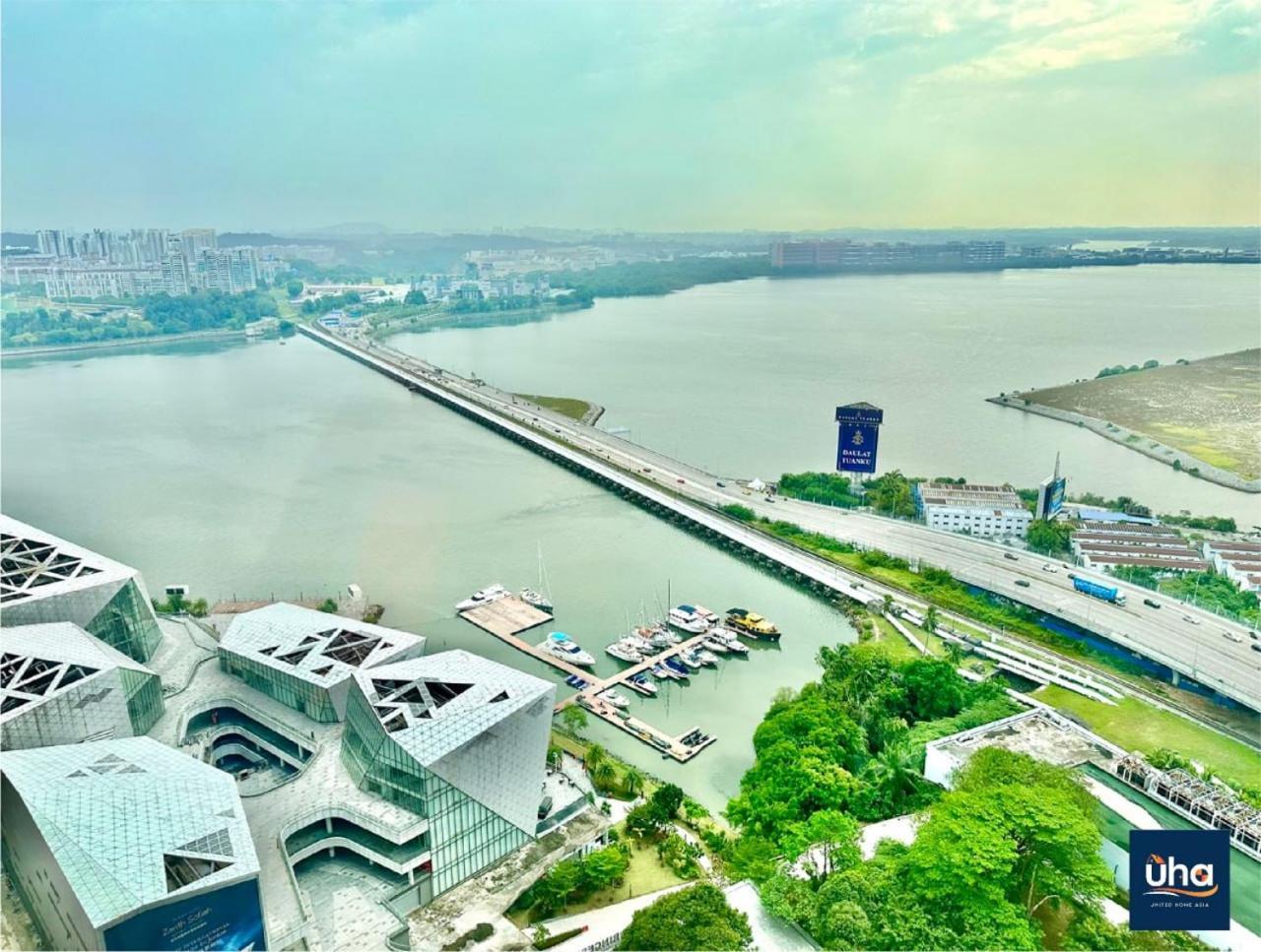 Apartemen R&f Princess Cove By Rr Jbcity